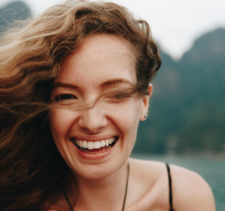 Dents solides, gencives saines : les micronutriments dont votre bouche a besoin